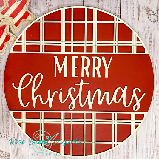 Wood round door hanger with plaid accents and Merry Christmas words